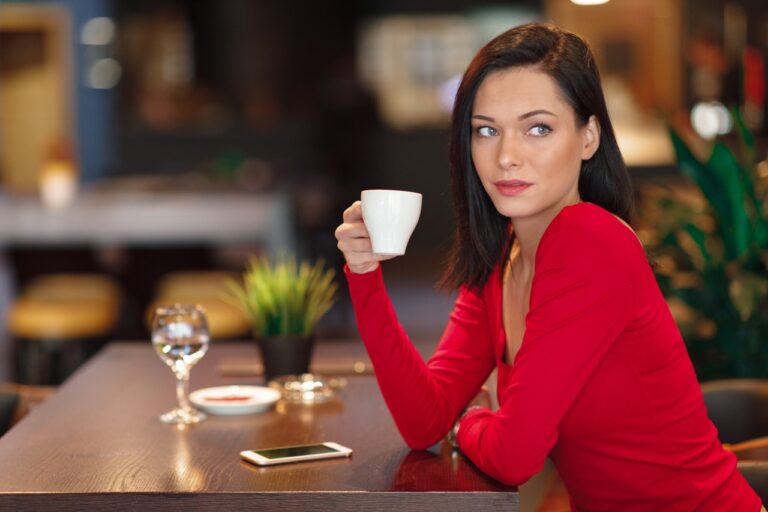 How to pull a proper espresso with decaf grounds (without tantrums)